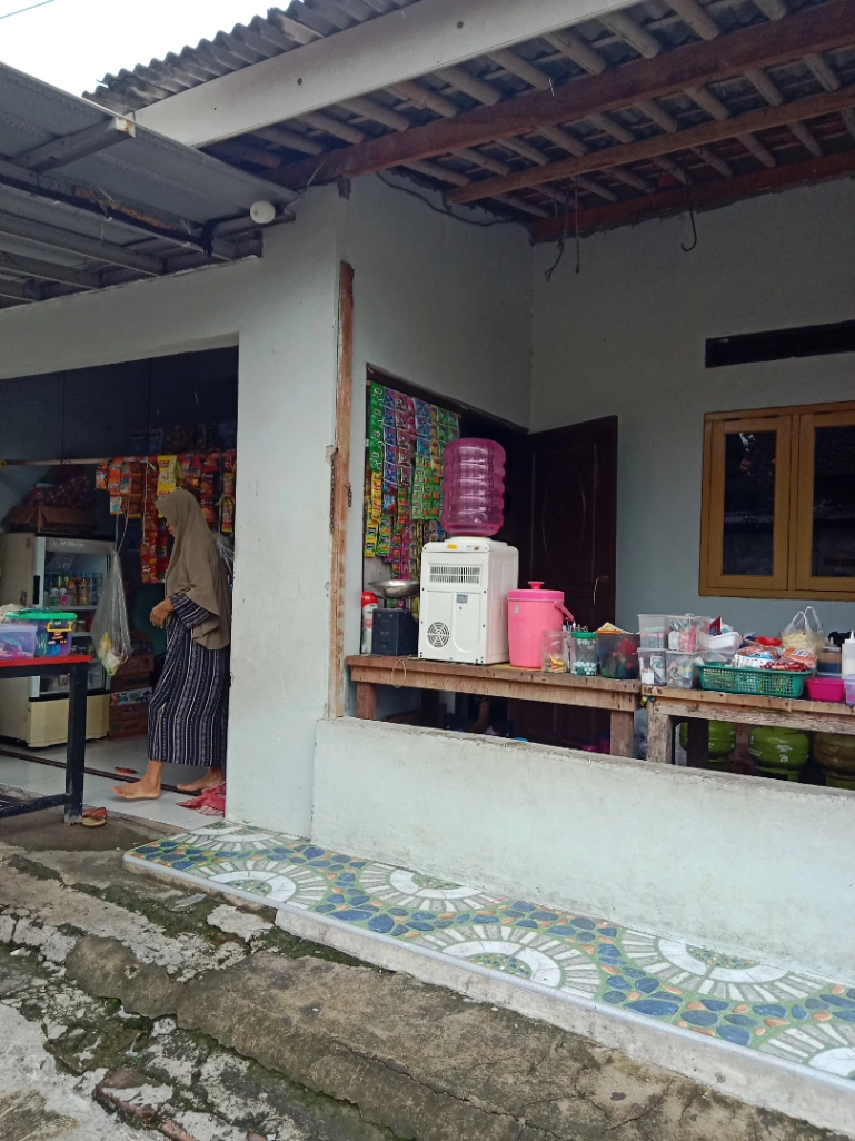Warung Sembako Ibu Karyati